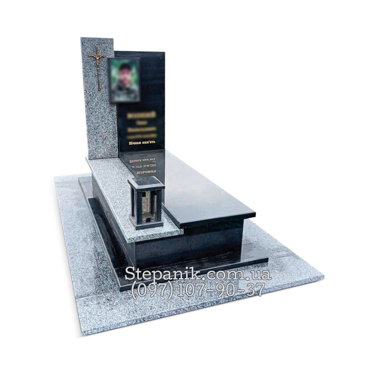 Одинарний пам'ятник з граніту Покостівка та Габро прямокутний (Модель 141)